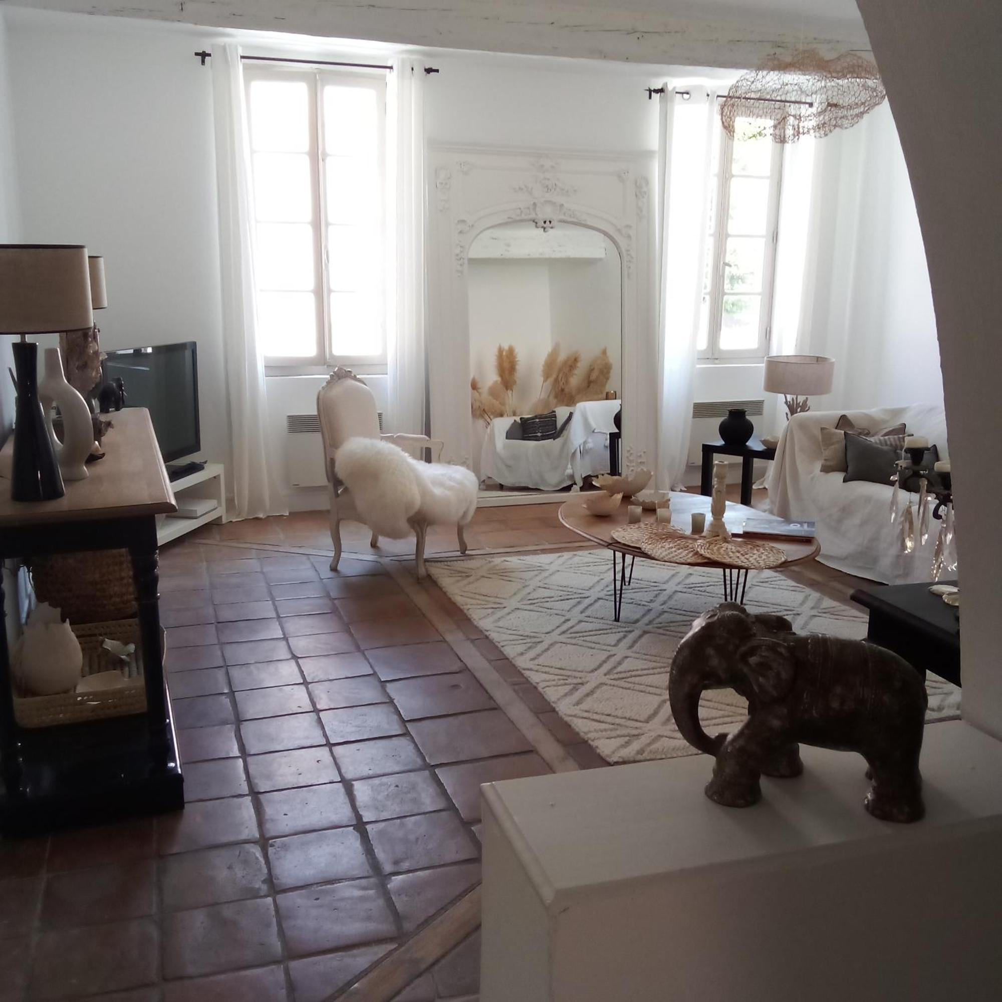 La Maison Perchee Aigues-Mortes Chambre photo